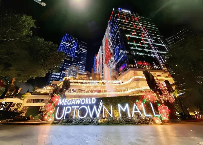 Luxurious Modern Bgc At Uptown #upt131h Holiday home