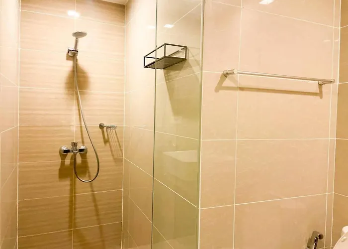Holiday home Luxurious Modern Bgc At Uptown #upt131h